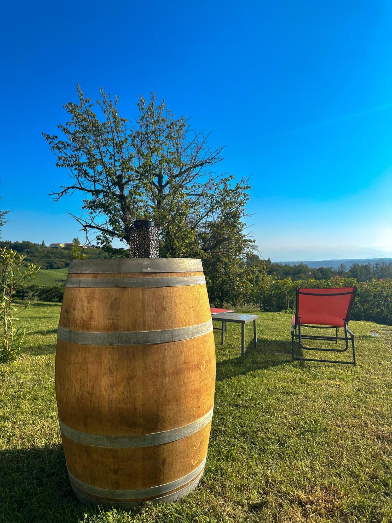 Just Langhe Casa Barolo Villa โนเวลโล ภายนอก รูปภาพ